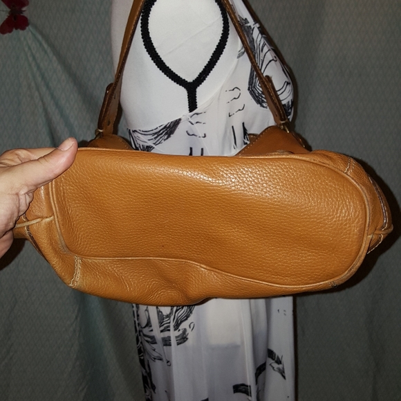 *SOLD*Michael Kors vintage hobo - Picture 4 of 12